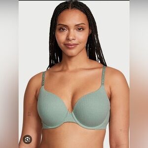 Victoria’s Secret The T-Shirt Push-Up Perfect Shape/Full Coverage Pointelle Bra